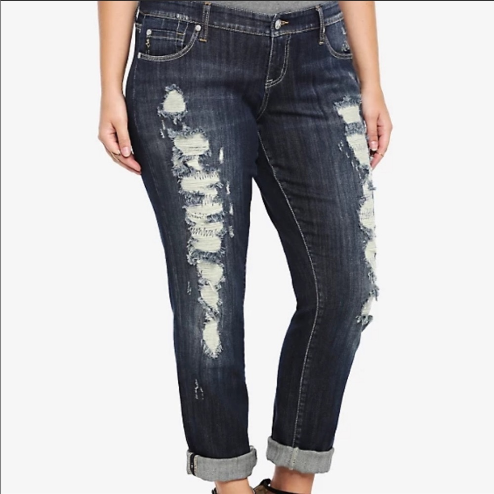 Torrid Dark Wash Distressed Jeans Denim 18